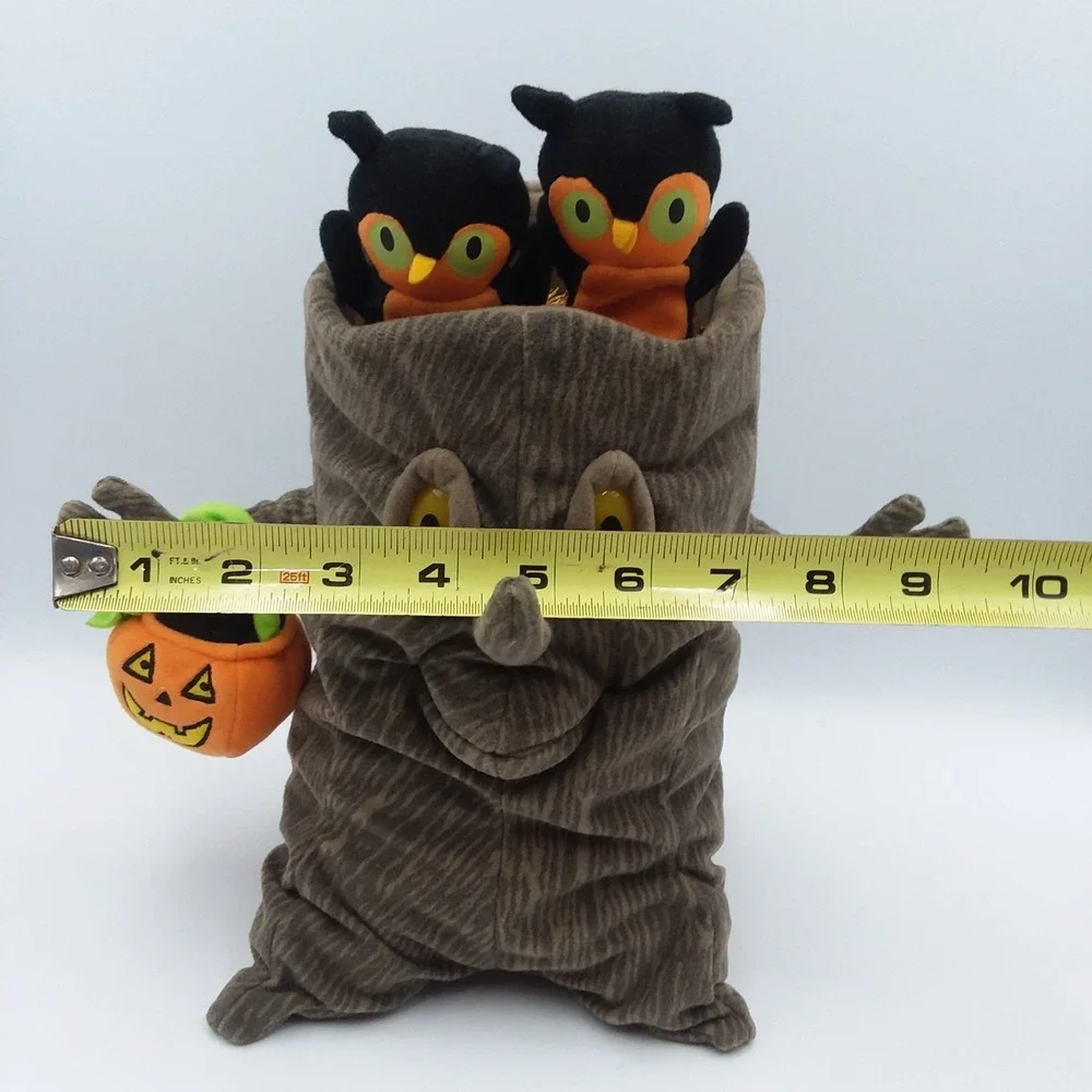 Hallmark Spooky Tree‎ Owls Plush Animated Singing Halloween Addams Family *VIDEO